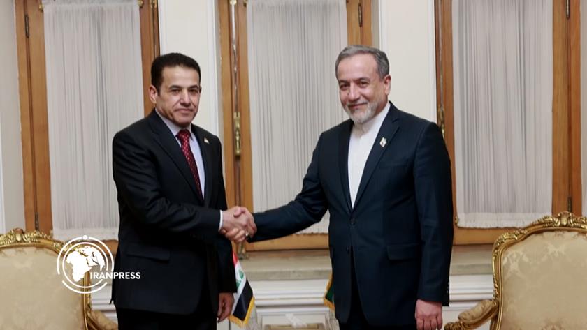 Iranpress: الأعرجي يؤكد لعراقجي: الحوار هو السبيل لحل الأزمات الدولية + فيديو