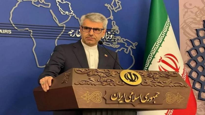 Iranpress: إيران تحذّر من تداعيات التحركات العسكرية الأمريكية في الكاريبي 
