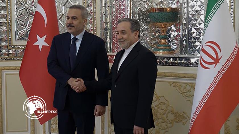 ایران برس: مشاورات إيرانية–تركية في طهران تركز على الملفات الإقليمية الحساسة