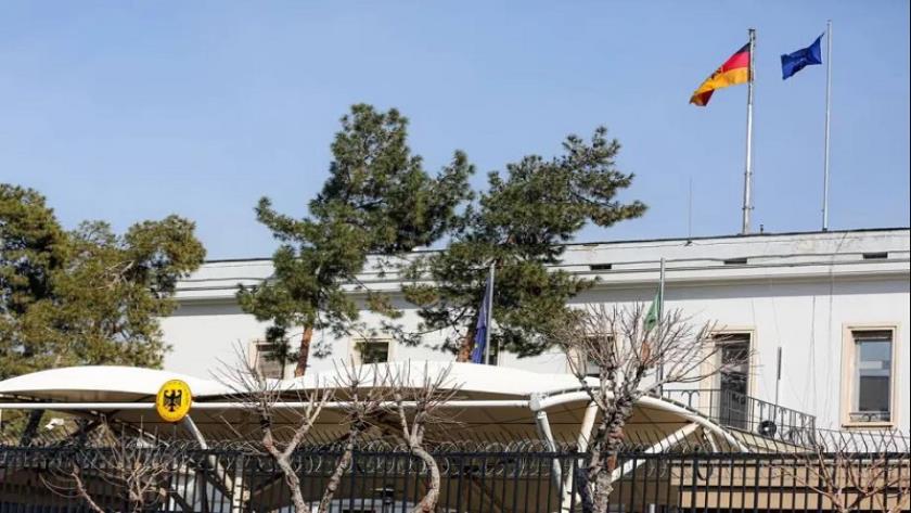 ایران برس: السفارة الألمانية في إيران: تُقتل امرأة كل يوم في ألمانيا بسبب جنسها