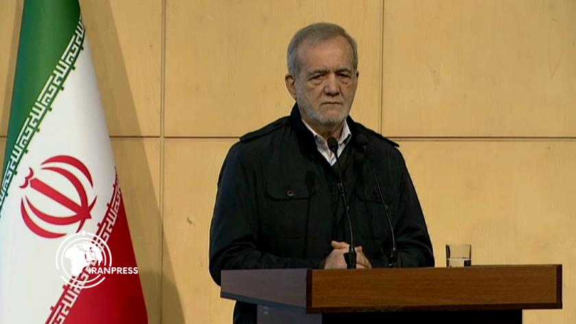 Iranpress: بزشکیان يؤكد على تطوير شبكة النقل في البلاد + فيديو