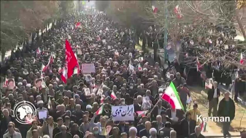 Iranpress: انطلاق مسيرات مليونية في مختلف المدن الإيرانية رفضا لأعمال الشغب