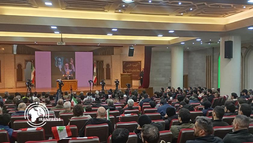 Iranpress: ملتقى جامعي في بيروت للتضامن مع إيران في مواجهة الفتنة الأمریكية–الصهيونية