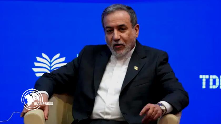Iranpress: عراقجي لترامب: كل خياراتكم فشلت… وحان وقت تجربة الاحترام