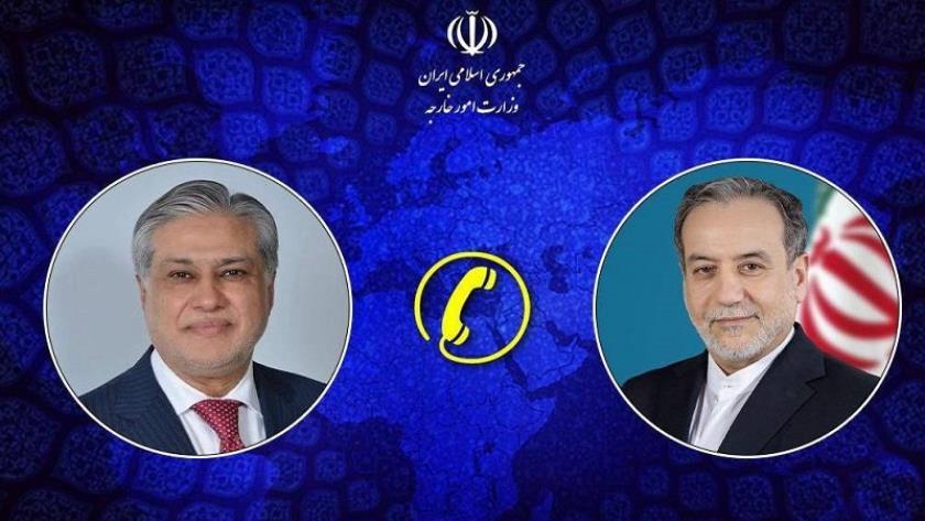 Iranpress: اتصال هاتفي بين وزيري الخارجية الإيراني والباكستاني 