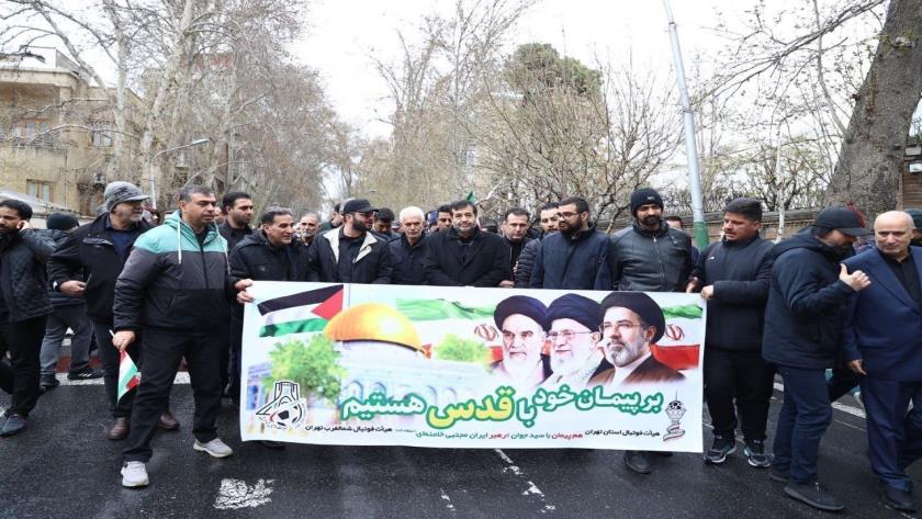 Iranpress: "معاقبة المعتدين" مبدأ أساسي في استراتيجية الدفاع الإيرانية