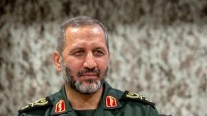 Iranpress: قائد القوات الجو فضائية لحرس الثورة : نؤدبكم! 