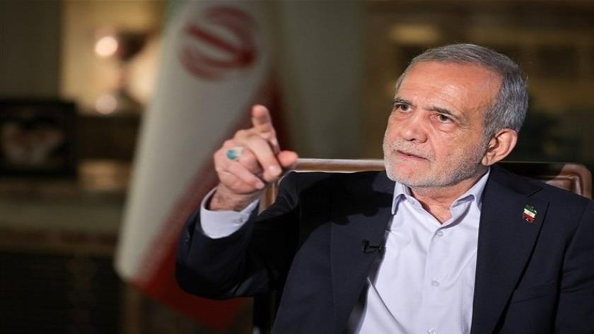 Iranpress: الرئيس  بزشكيان يردّ على التهديد الجديد لـ ترامب