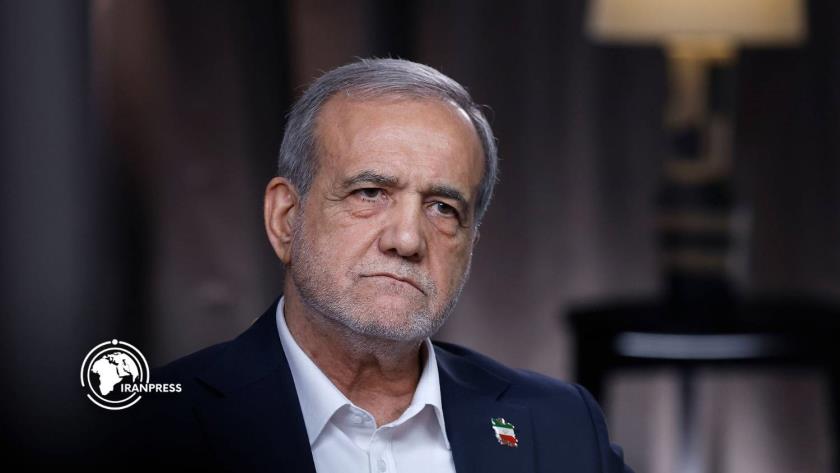 Iranpress: رسالة بزشكيان بمناسبة يوم الجيش في الجمهورية الإسلامية الإيرانية