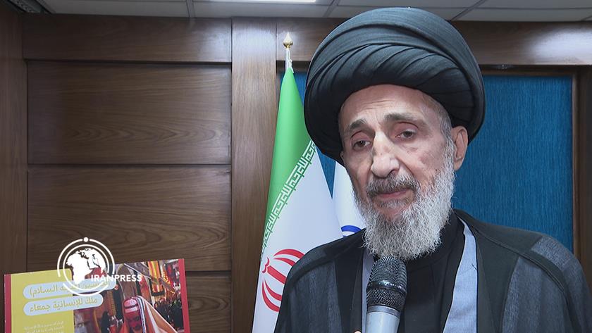 Iranpress: «مثلي لا يبايع مثله».. شعار الأربعين الحسيني للعام الجاري + فيديو