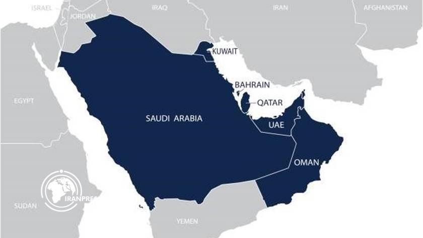Iranpress: صمت مطبق من مجلس تعاون الخليج الفارسي تجاه تهديدات ترامب لعُمان