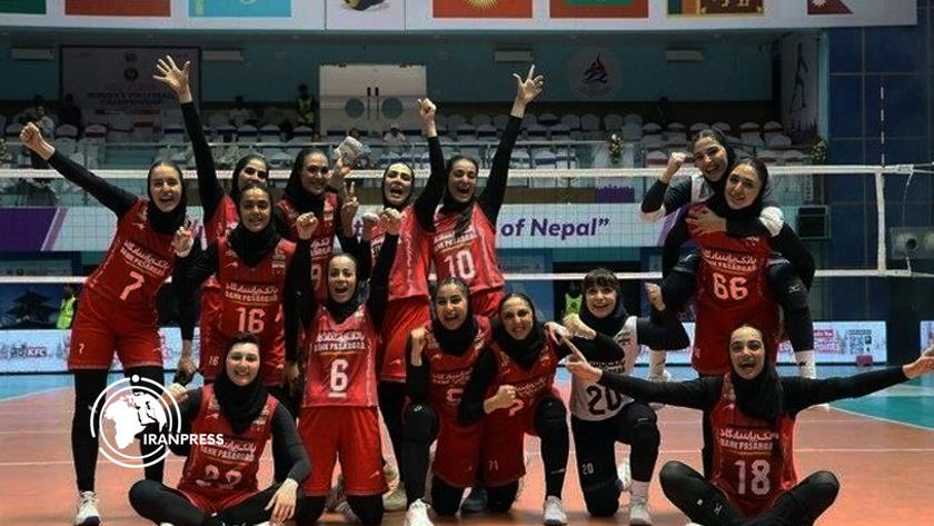 Iranpress: المنتخب الإيراني للكرة الطائرة للسيدات يفوز ببطولة آسيا الوسطى