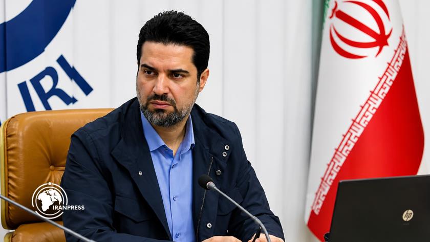 Iranpress: تفاصيل عن تعطل المطارات الإيرانية أثناء مراسم تشييع جثمان سماحة القائد الشهيد