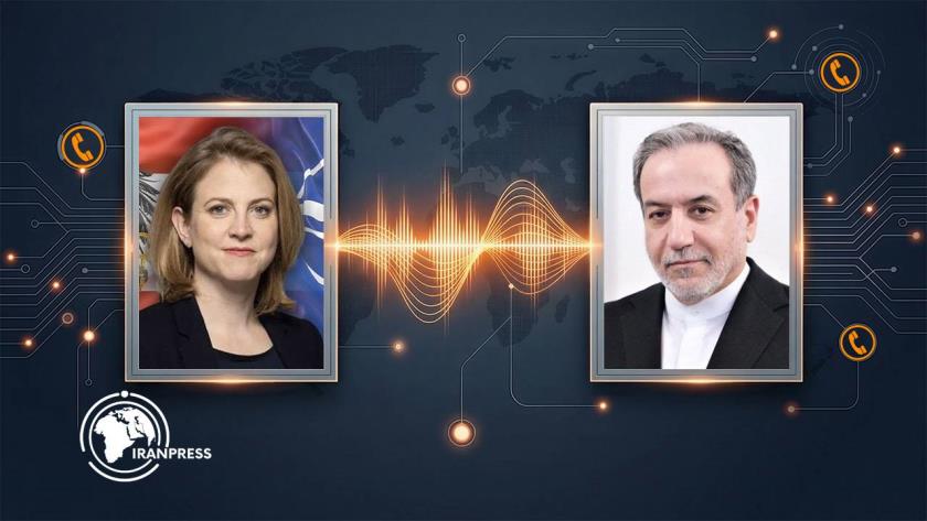 Iranpress: اتصال هاتفي بين وزيري خارجية إيران والنمسا