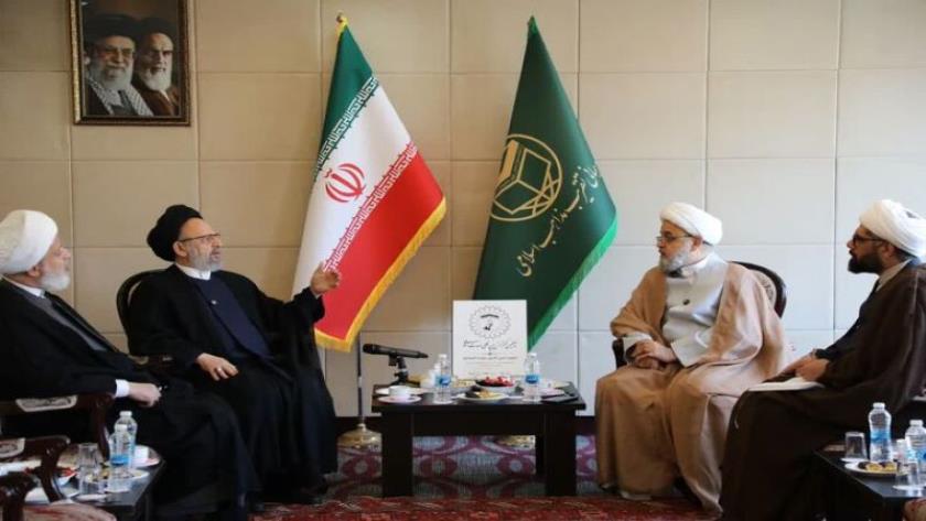 ایران برس: أمين عام المجمع العالمي للتقريب بين المذاهب الإسلامية يستقبل ضيوفًا محليين وأجانب