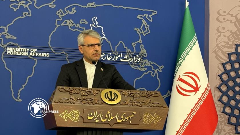 Iranpress: متحدث الخارجية متهكمًا على روبيو: اقرأ ديوان حافظ لتتعرف على دقائق الحضارة الإيرانية