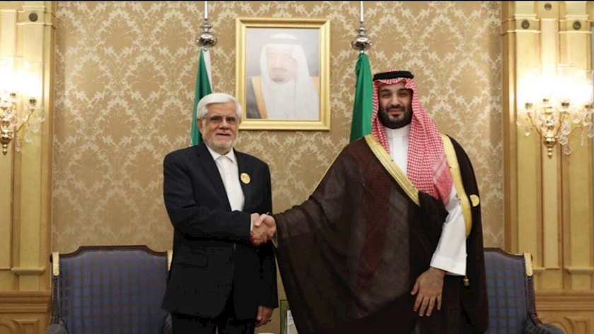 Iranpress: عارف با بن سلمان دیدار کرد