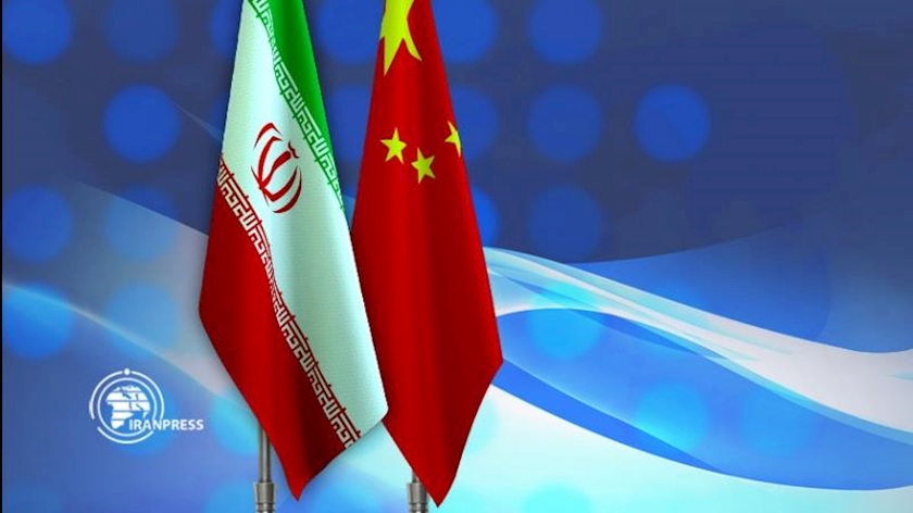 Iranpress: گفتگوی تلفنی وزیر خارجه چین و ایران