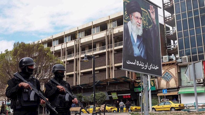 Iranpress: آمادگی کامل نیروهای امنیتی ایران برای مقابله با عملیات‌های خرابکارانه آمریکا