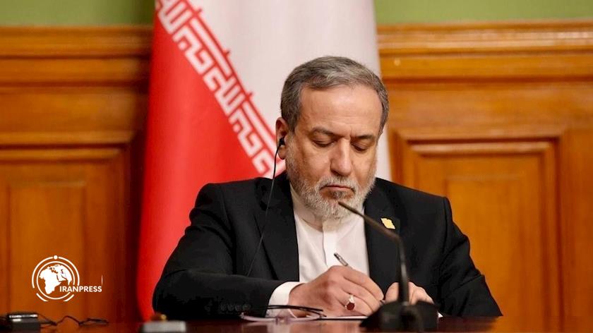 Iranpress: نامه عراقچی به اعضای شورای حکام آژانس درباره اقدام غیر قانونی آمریکا علیه ایران