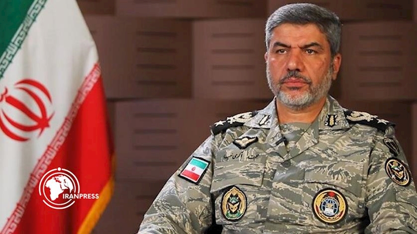 Iranpress: روایت سخنگوی ارتش از جزئیات پاسخ ایران به تجاوز نظامی آمریکا 