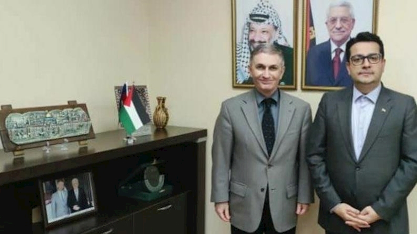 Iranpress: سفیران ایران و فلسطین در باکو دیدار و گفتگو کردند