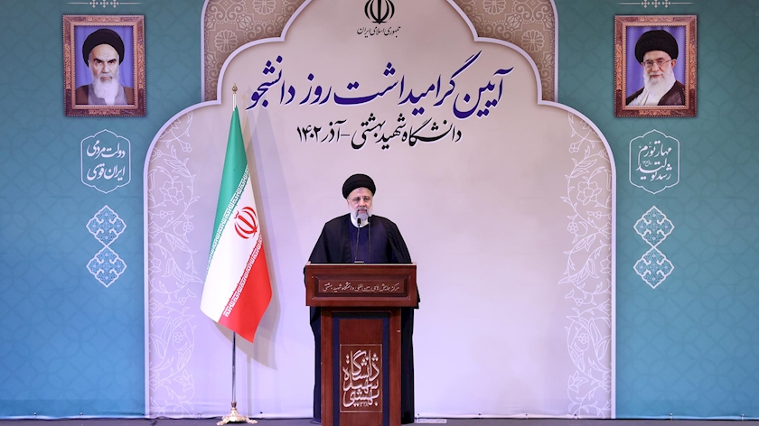 Iranpress: رئیسی: دانشگاه، اتاق فکر و اندیشه ورزی دولت است