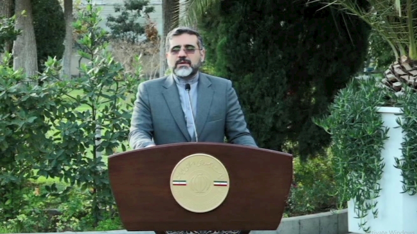 Iranpress: راه اندازی 1300 کانون فرهنگی و هنری بانوان در سراسر کشور