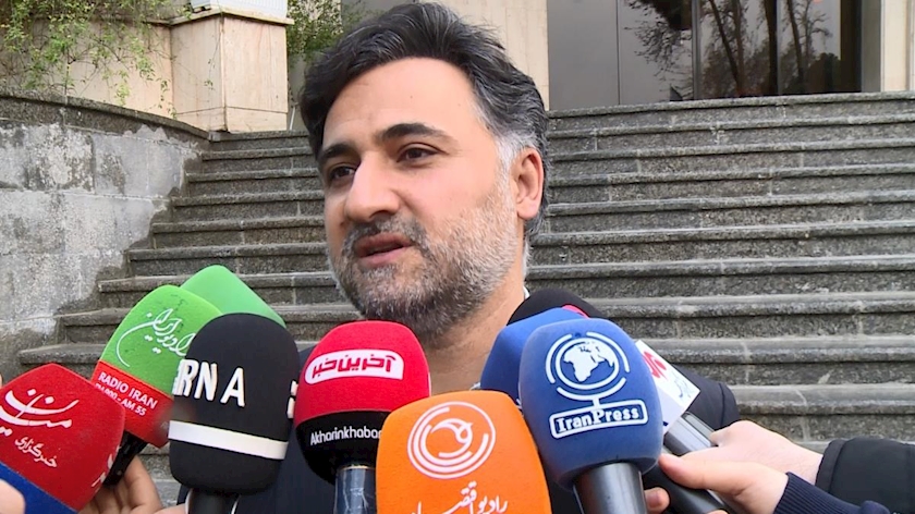 Iranpress: ایران و کشورهای عربی در مسیر توسعه همکاری ها در حوزه علم و فناوری 