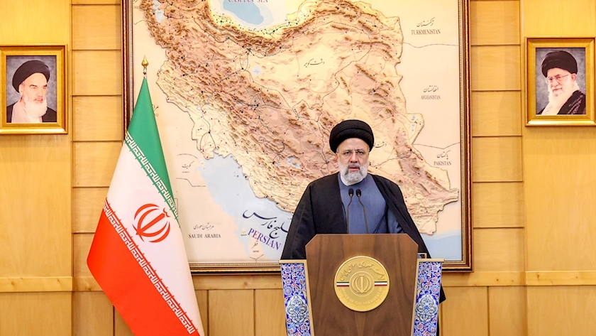 Iranpress: هدف‌گذاری ایران ارتقای سطح روابط اقتصادی با ترکیه به میزان 30 میلیارد دلار است