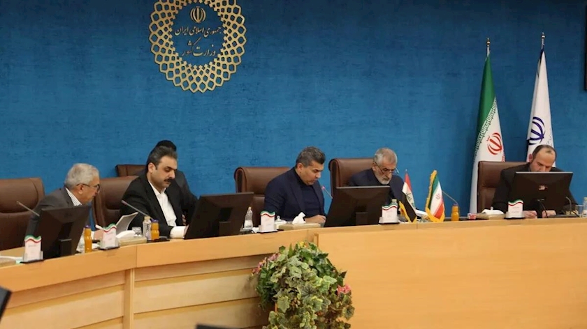 Iranpress: امضا توافقنامه همکاری میان ایران و عراق درباره نحوه برگزاری مراسم اربعین 1403