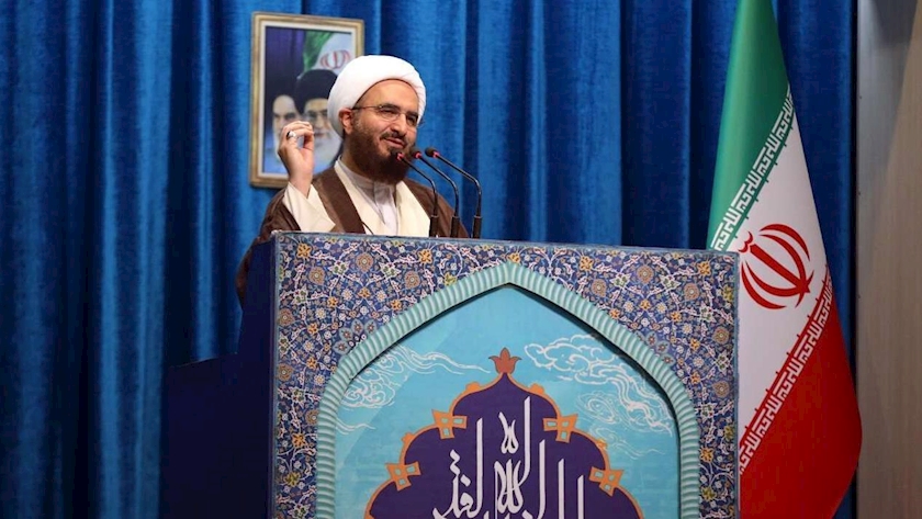 Iranpress: امت اسلامی امسال باید یک روز قدس متفاوت را رقم بزند