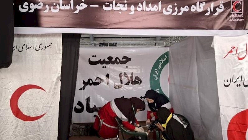 ایران پرس: خدمات رسانی هلال‌احمر به سه هزار و ۵۰۰ زائر افغانستانی در مرز دوغارون