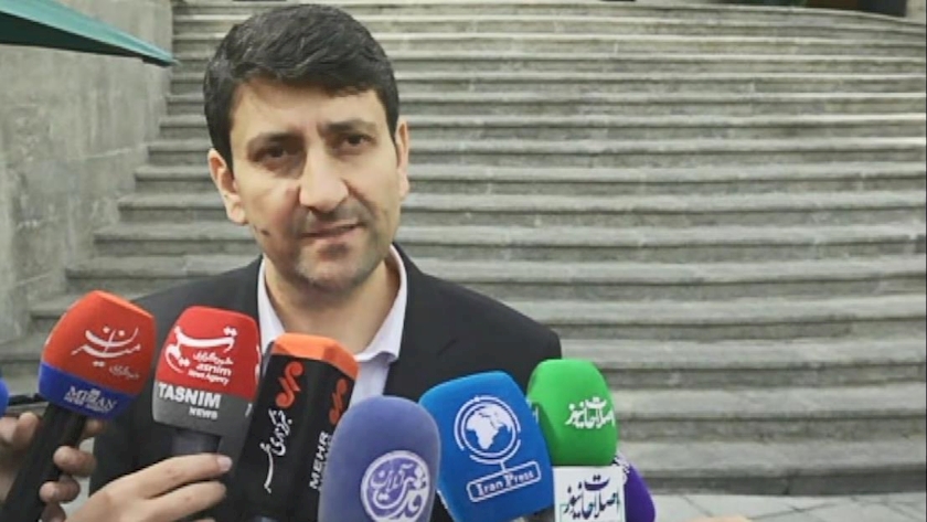 Iranpress: استفاده از ظرفیت‌های بخش خصوصی در صنعت فضایی