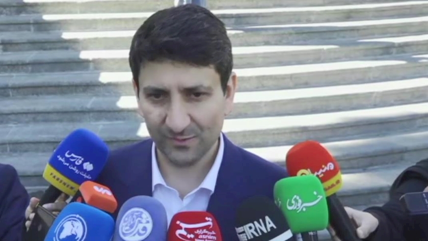 Iranpress: هاشمی: حضور بخش خصوصی در صنعت فضایی باید تداوم داشته باشد