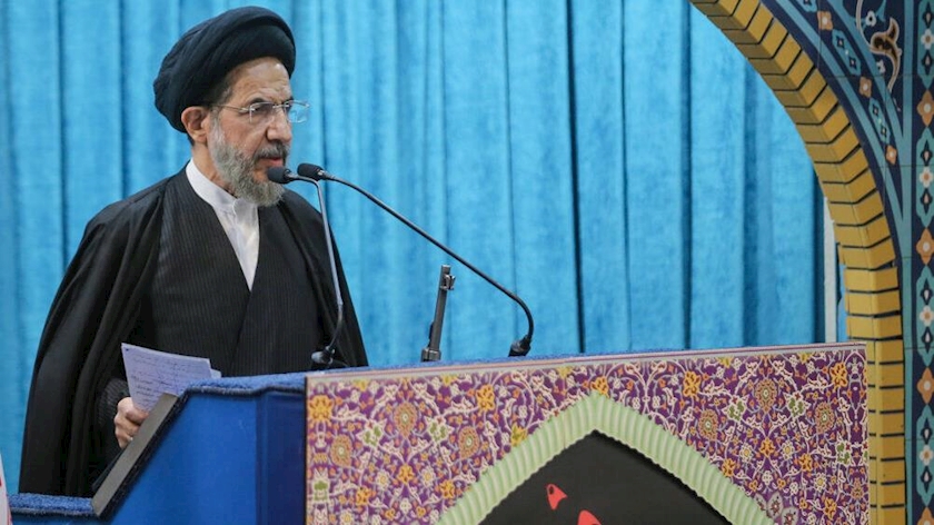 Iranpress: خطیب نماز جمعه تهران: «سیدحسن نصرالله» مقاومت لبنان را به دژ مستحکم تبدیل کرده است