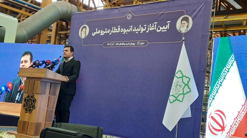 Iranpress: برگزاری مراسم افتتاح خط تولید انبوه قطار ملی مترو