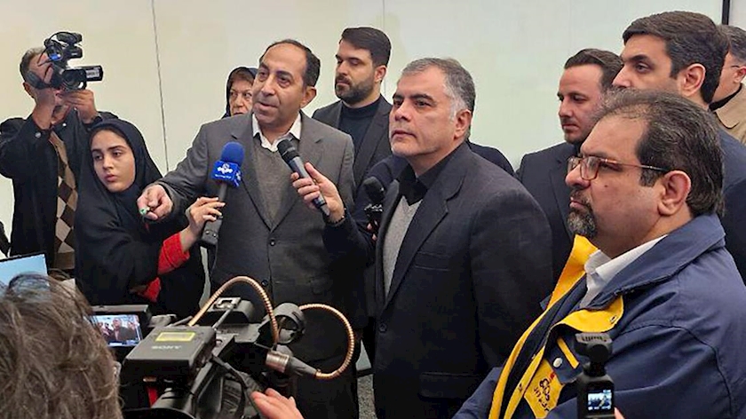 Iranpress: بازدید وزیر نفت از روند تامین گاز، آمادگی کامل همه پالایشگاه های گازی کشور