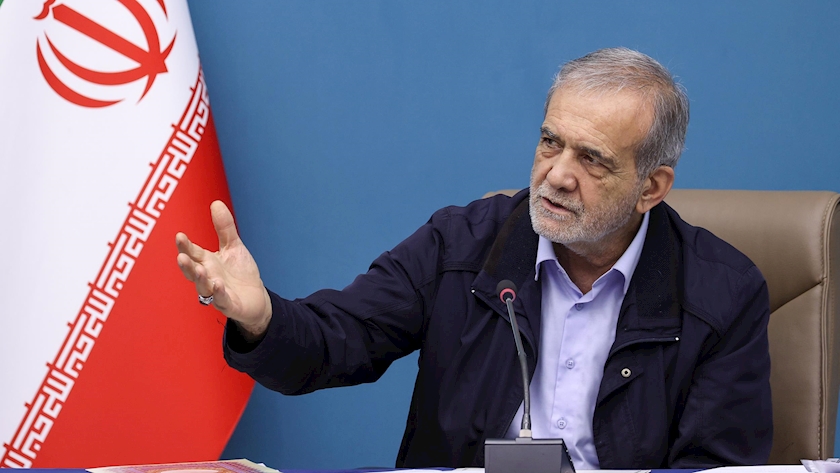 Iranpress: استفاده از مشاوران تراز اول بین‌المللی در تهیه نقشه‌راه توسعه مکران
