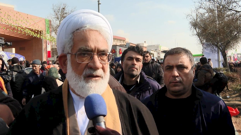 Iranpress: تاکید مردم بر ادامه مقاومت در مقابل استکبار جهانی با حضور پرشور در راهپیمایی 22 بهمن