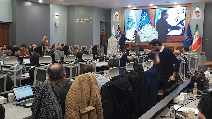 Iranpress: اصفهان میزبان جایزه ملی نوآوری کارآفرینان توسعه