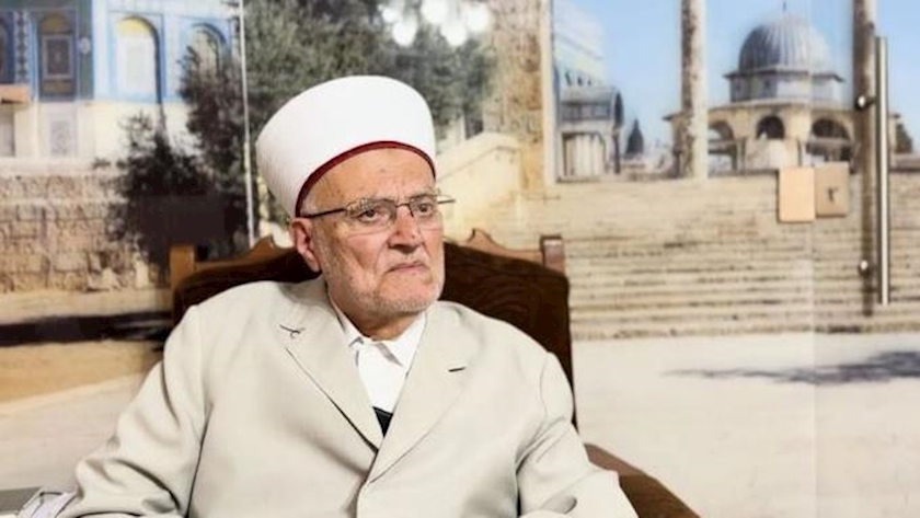 Iranpress: تشدید فشارها بر روی مسلمانان در مسجد الاقصی