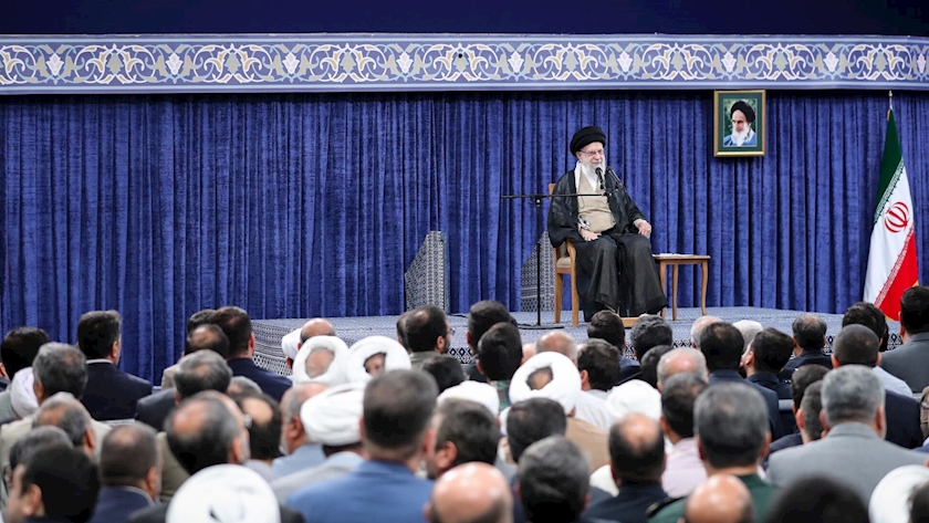 Iranpress: هیچ منفعتی برای امت اسلامی بالاتر از اتحاد نیست