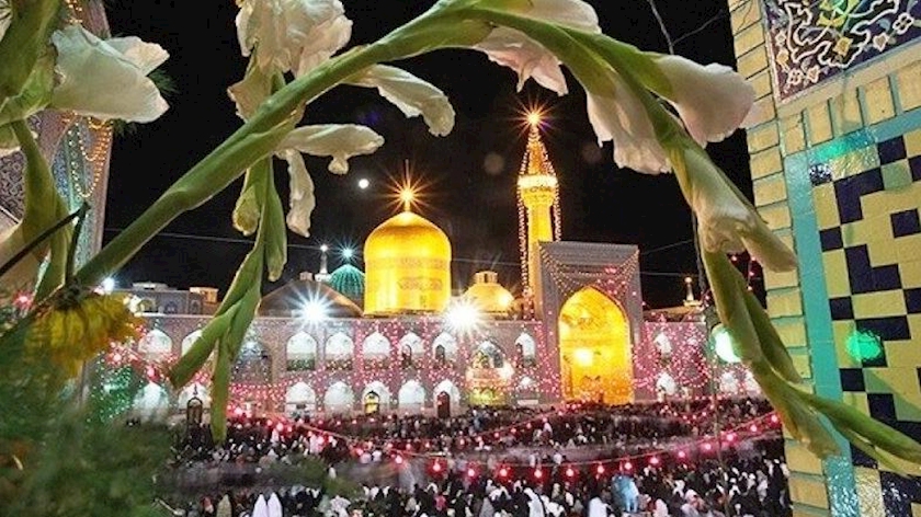 Iranpress: طلوع خورشید هشتم: امام رضا(ع) و پیام جاودانه‌ رضایت و علم