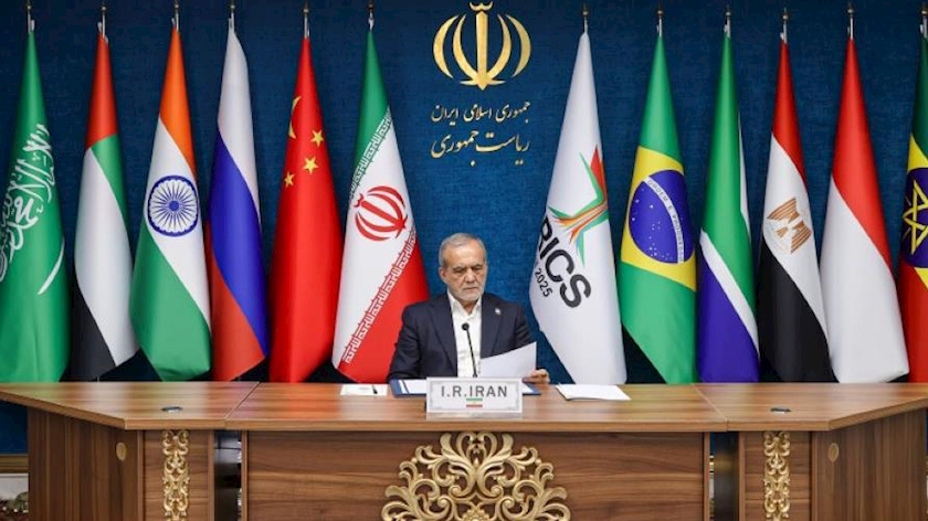 Iranpress: پزشکیان: بریکس باید نقشی محوری در مقابله با روند نگران‌کننده یکجانبه‌گرایی ایفا کند