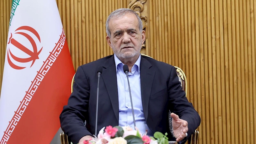 Iranpress: پزشکیان: رژیم صهیونیستی با چراغ سبز آمریکا هر جنایتی را مرتکب می‌شود