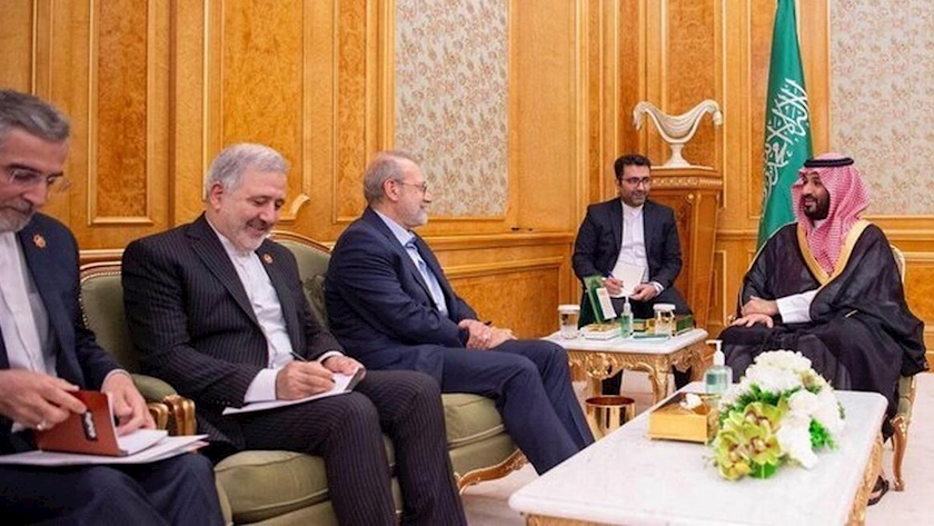Iranpress: توافق ایران و عربستان برای گسترش همکاری‌های اقتصادی و امنیتی