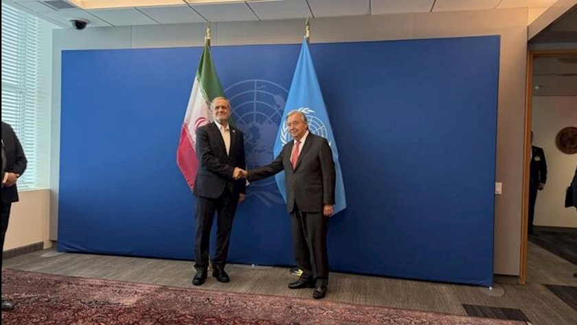 Iranpress: دیدار رئیس‌جمهور ایران با دبیرکل سازمان ملل در نیویورک