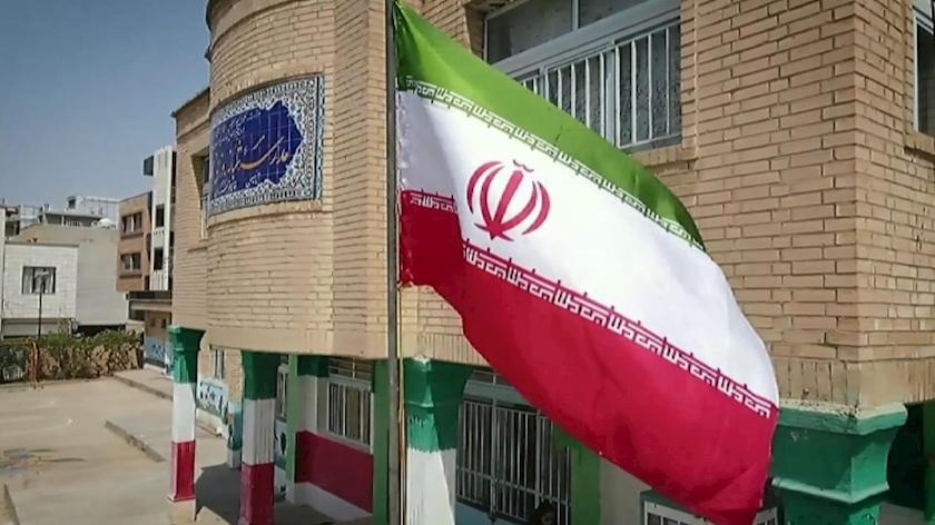 Iranpress: طنین نام بلند ایران در آیین گرامیداشت ۳۶ هزار دانش آموز شهید