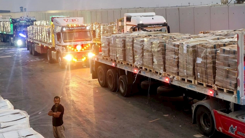 Iranpress: آنروا: اعمال محدودیت‌های رژیم صهیونیستی مانع اصلی ورود کمک‌ها به غزه است